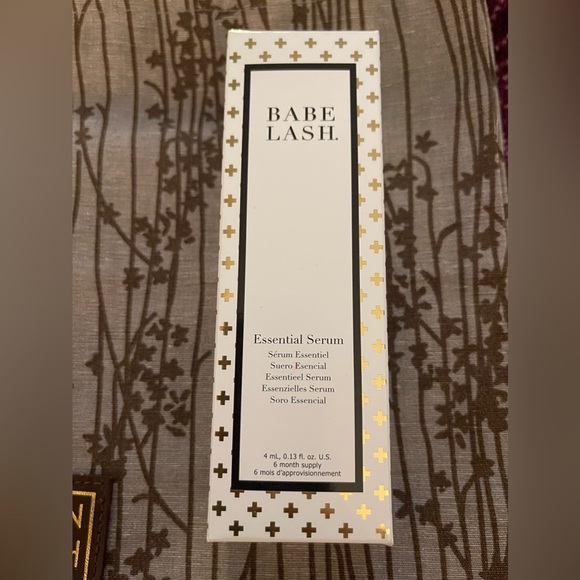 BABE LASH⭐️Essential Lash Serum 4mL 0.13oz⭐️NEW IN BOX⭐️ - Picture 1 of 3